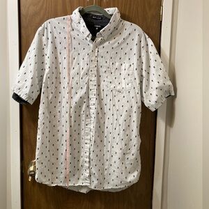 Carbon Classic Fit Men’s Short Sleeve Button Down, XL, Skull and Crossbones